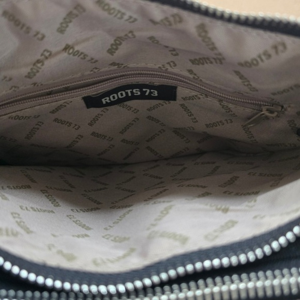 Roots 73 Black Faux Leather Nylon Crossbody Bag‎ Adjustable Strap Zipper Pockets - Picture 10 of 16